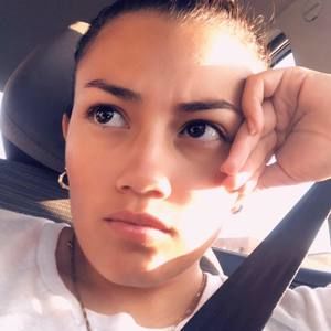 Meet your Posher, Daniella